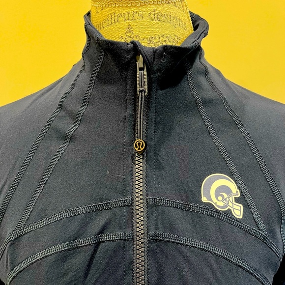 Lululemon slim fit zipper NFL Rams jacket, size 6 (unsure of exact size) - Picture 3 of 6